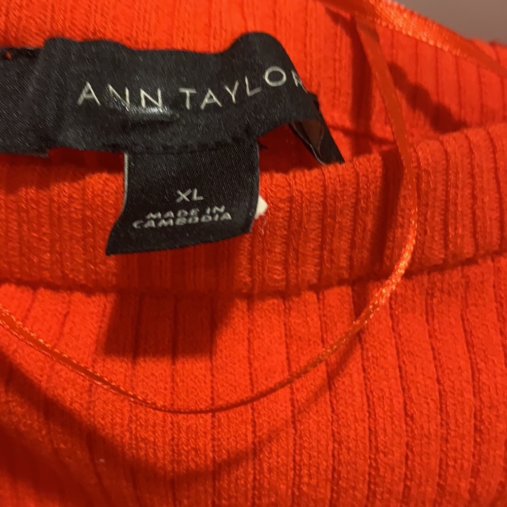 Bright Never Worn Summer Statement Set. - image 6